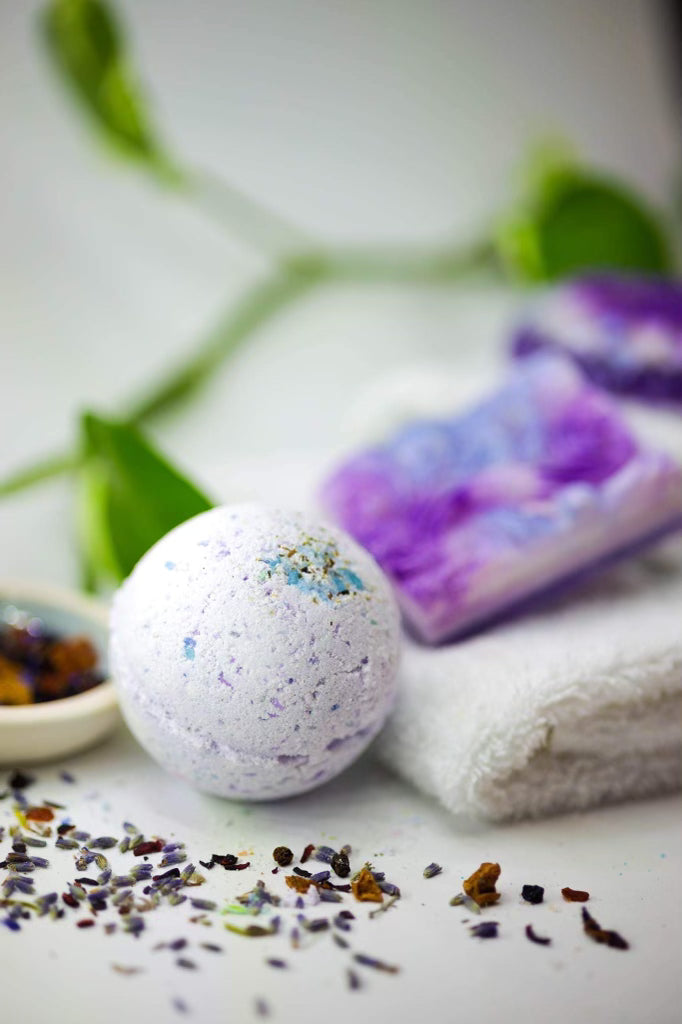 Natural Bath Bombs with Essential oils