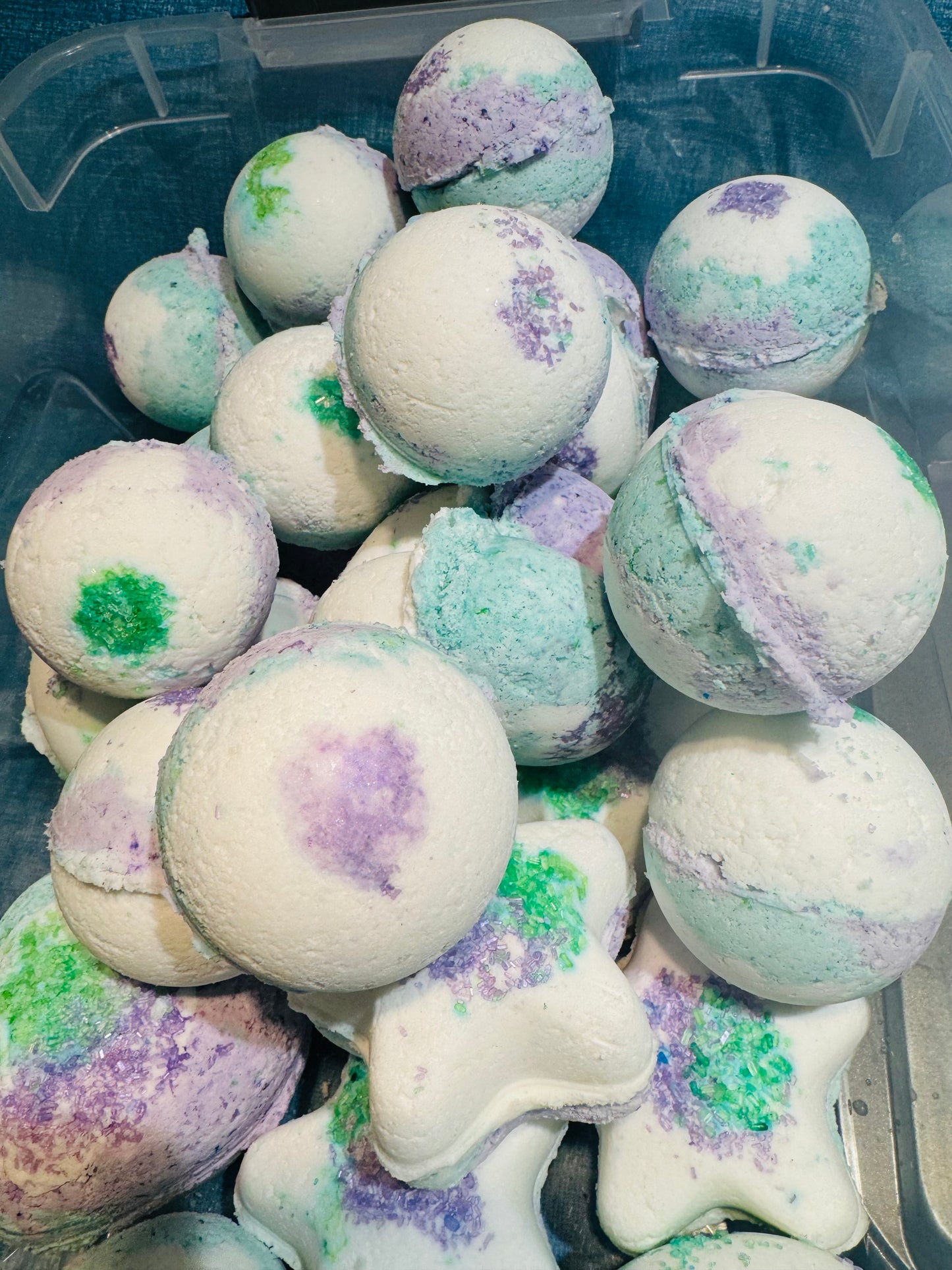Spring is Here Sale! - Natural Bath Bombs with Essential oils